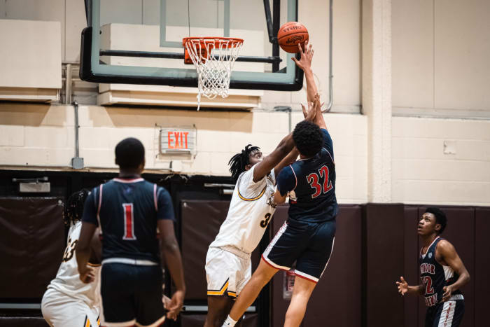 Beechcroft vs Eastmoor Academy boys basketball 020923 Gabe Haferman3
